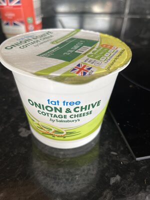 Cottage Cheese (fat free) with onion and chive by Sainsbury's