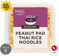 Peanut pad thai noodles