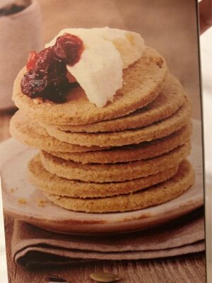 Pumpkin & sunflower seed oatcakes by Trader Joe's