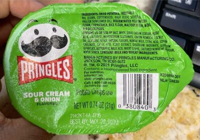 Sour Cream & Onion Flavored Potato Crisps by Pringles
