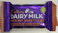 Chocolat au lait et noisettes hachées