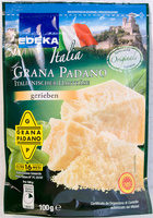 Grana Padano gerieben