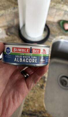 Solid White Tuna Albacore by Bumble Bee
