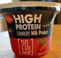 High protein strawberry milk product