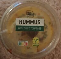 Hummus with dried tomatoes