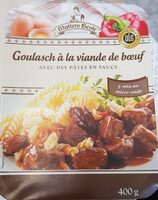 Goulasch à la viande de bœuf avec pâtes en sauce