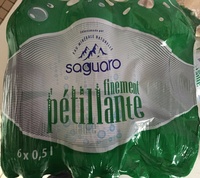 Eau finement pétillante