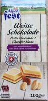 Chocolat blanc avec de la crème aux amandes