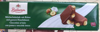 Cioccolato alla panna con nocciole intere