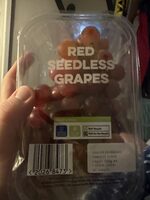 Red seedless grapes