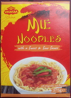 Mie noodles with a sweet & sour sauce