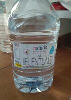 Agua mineral natural