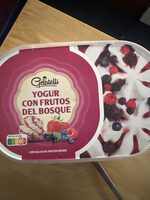 Yogur con frutos del bosque