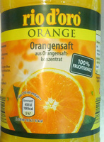 Orangensaft aus Orangensaftkonzentrat