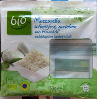 Mozzarella, schnittfest, gerieben, aus Heumilch