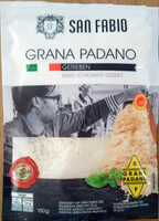 Grana Padano gerieben