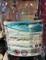Agua mineral natural manantial Fuentelajara