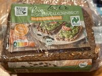 Bio Roggenvollkornbrot mit Karotte und Kürbiskernen