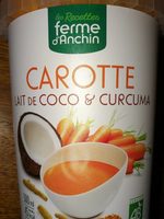 Soupe de légumes biologiques Carotte lait de coco et curcuma