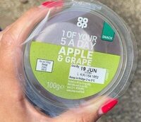 Apple slices and grapes