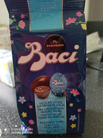 Mini oeufs en chocolat fourrés aux noisettes