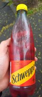 Schweppes cu vișine si gust de piper