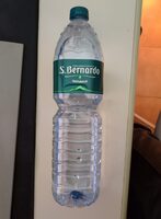 Acqua minerale naturale