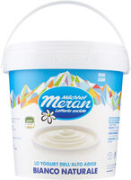 Yogurt intero bianco