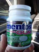 Mentos white