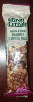 Cereali avena mandorle e mirtilli rossi
