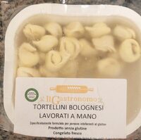 Tortellini bolognesi lavorati a mano