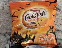 Goldfish cheddar baked snack crackers