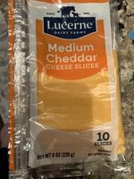 Medium Cheddar Cheese Slices