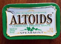 Spearmint Curiously Strong Mints