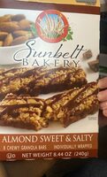 Almond sweet and salty granola bar