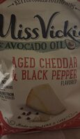 Aged Cheddar & Black Pepper Chips