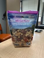 Lightly Slated Mixed Nuts