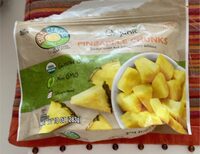 Market organic pineapple chunks