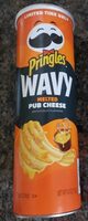 Pringles Wavy Melted Pub Cheese