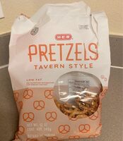 H e b tavern style pretzels