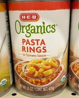 Pasta rings in tomato sauce
