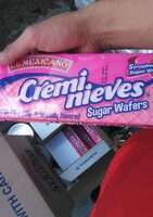 Strawberry creminieves sugar wafers