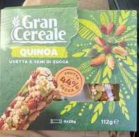 Quinoa, uvetta e semi di zucca