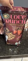 Love Crunch Dark Chocolate & Red Berries