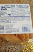 Madeleines petite butter cakes