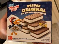 Ice cream sandwich