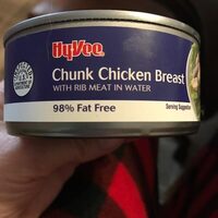 Chunk chicken breast with rib meat in water