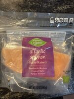 Flaky texture atlantic salmon