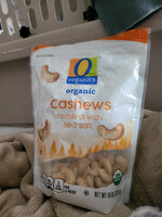 Organic cashews roasted with sea salt, sea salt