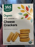 Mini cheddar cheese sandwich crackers